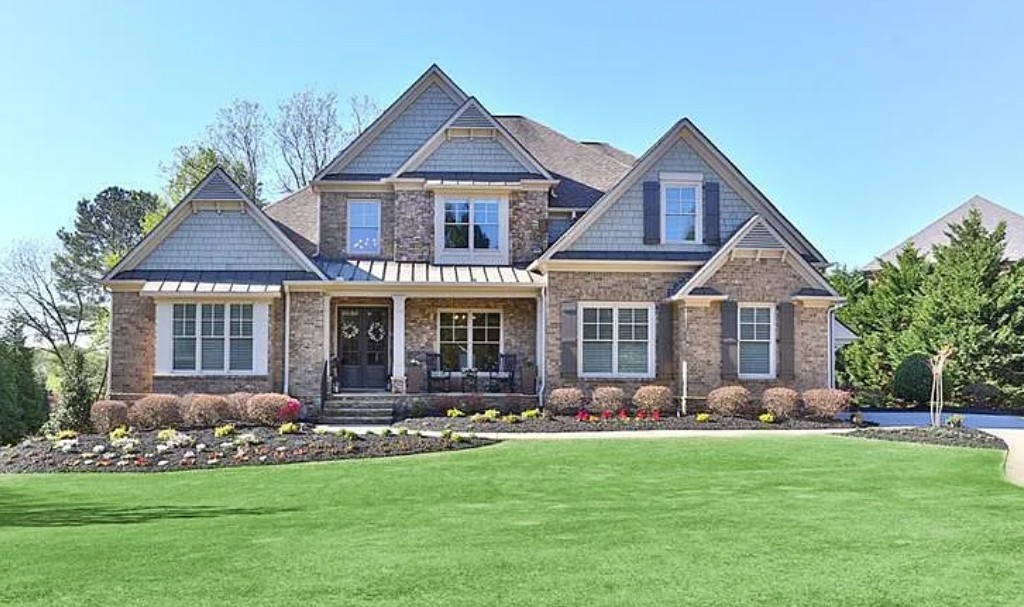 Beautiful $1.2M Home in Cumming